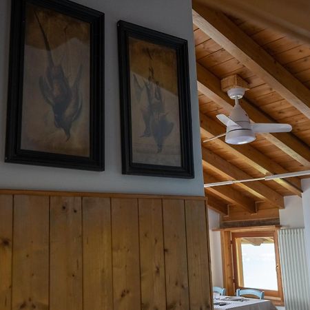Casa Caravino Διαμέρισμα Βαρένα Εξωτερικό φωτογραφία